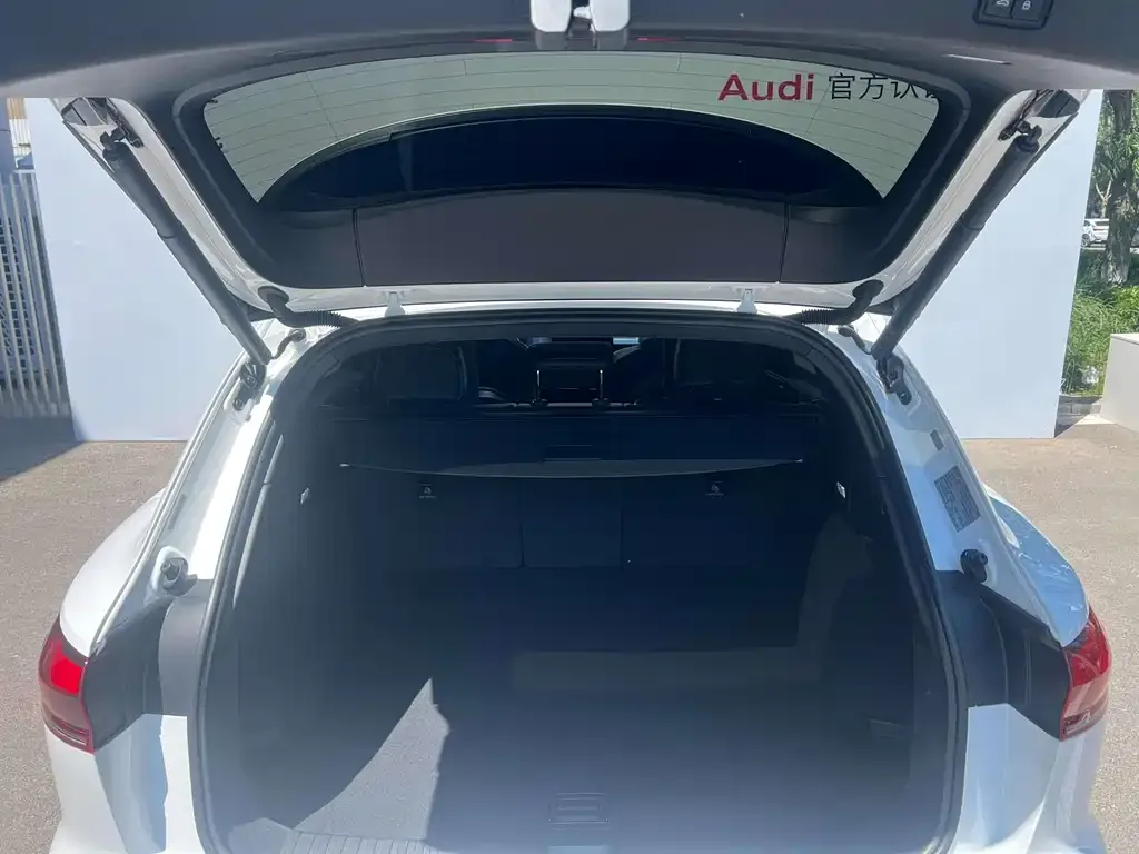 Audi Q6L e-tron 2025 из CN, фото 3