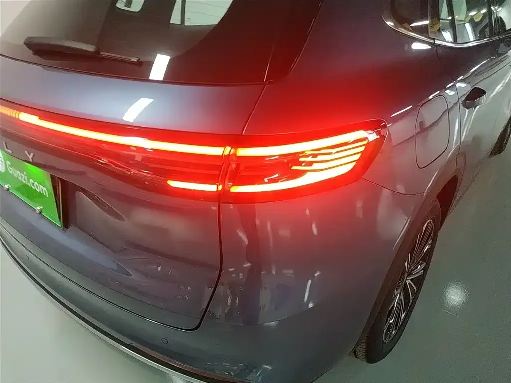 Geely Galaxy Xingjian 7 — фото 10