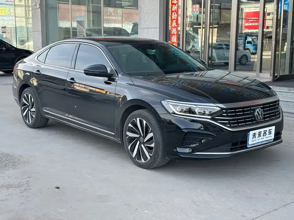 Volkswagen Passat — фото 10