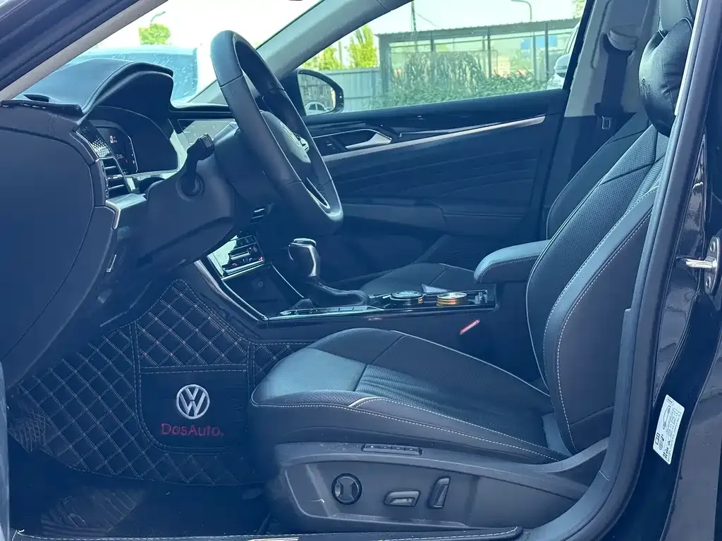 Volkswagen Passat — фото 7