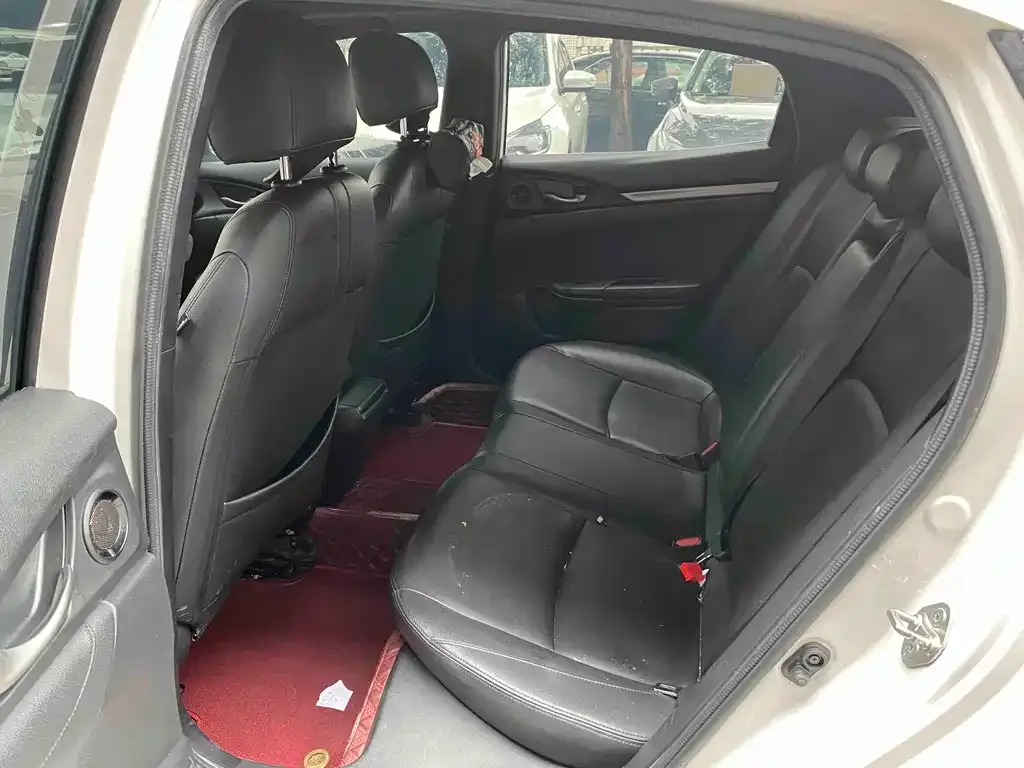 Honda Civic — фото 5