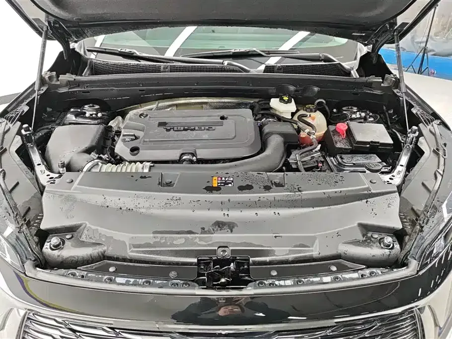 Buick Envision Plus — фото 10