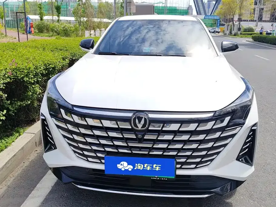 Changan UNI-Z New Energy 2024 из CN, фото 9