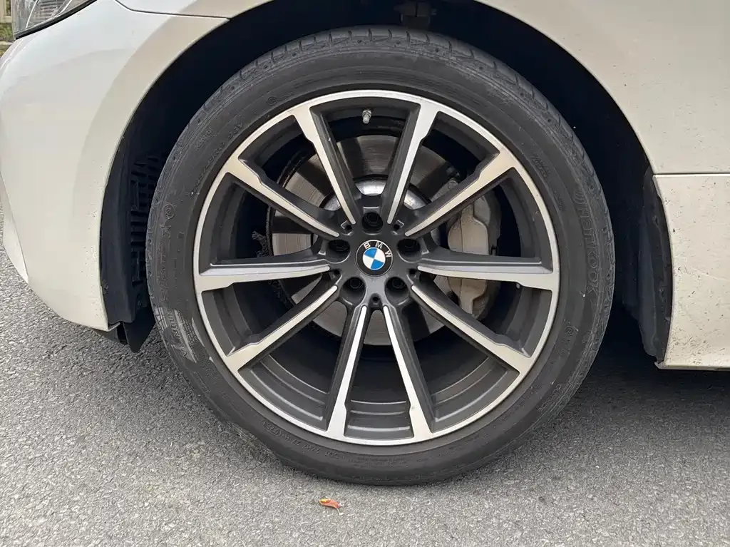 BMW 6 Series GT 2021 из CN, фото 10