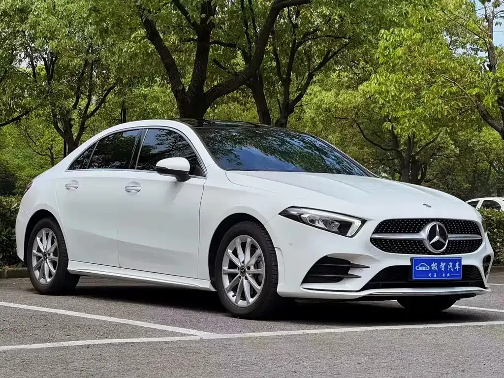 Mercedes-Benz A-Class — фото 8