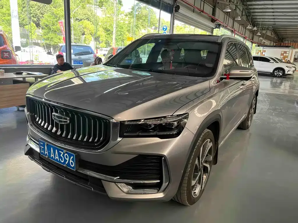 Geely Xingyue L — фото 1