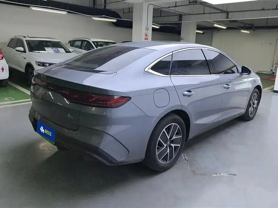BYD Qin L — фото 6