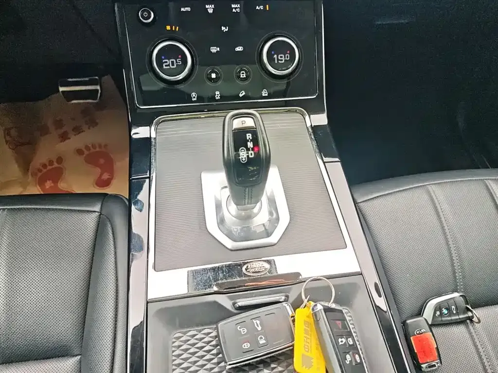 Land Rover Evoque 2023 из CN, фото 8