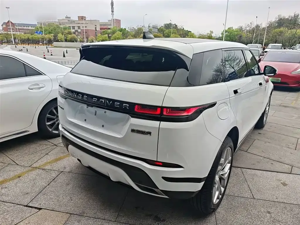 Land Rover Evoque 2023 из CN, фото 3