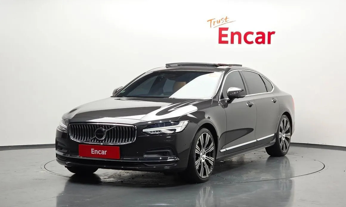 Volvo S90 — фото 1