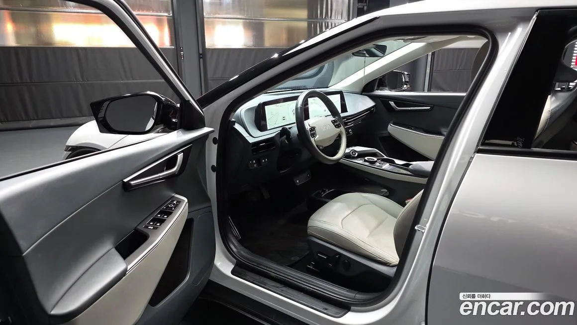 Kia EV6 2023 из KR, фото 9