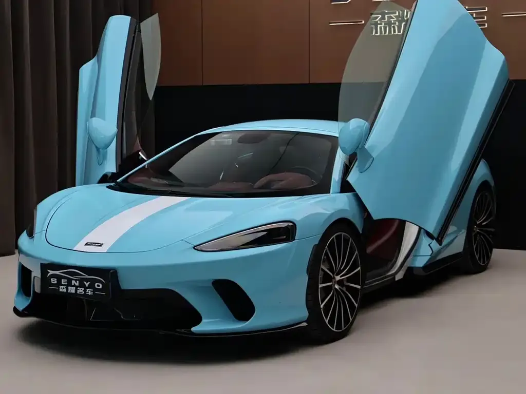 McLaren GT