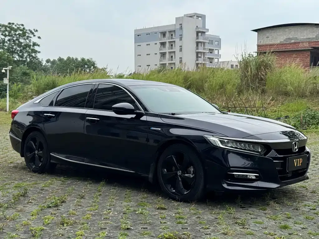 Honda Accord — фото 6