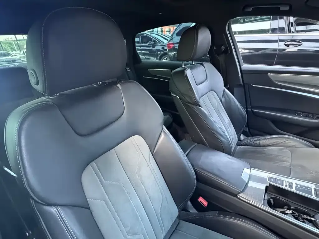 Audi A6L 2021 из CN, фото 3