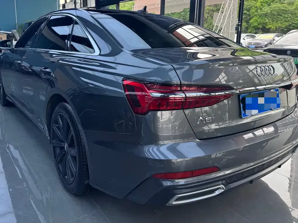 Audi A6L 2021 из CN, фото 9