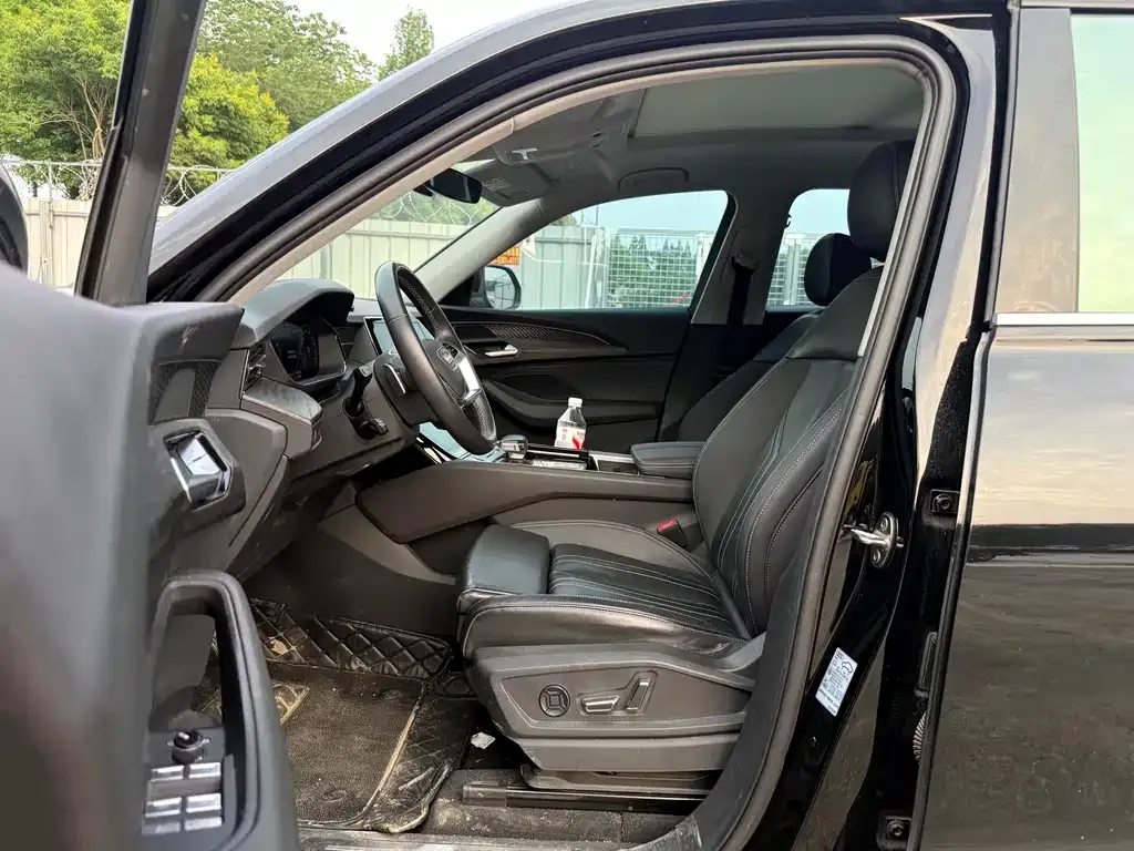 Audi Q6 2024 из CN, фото 6