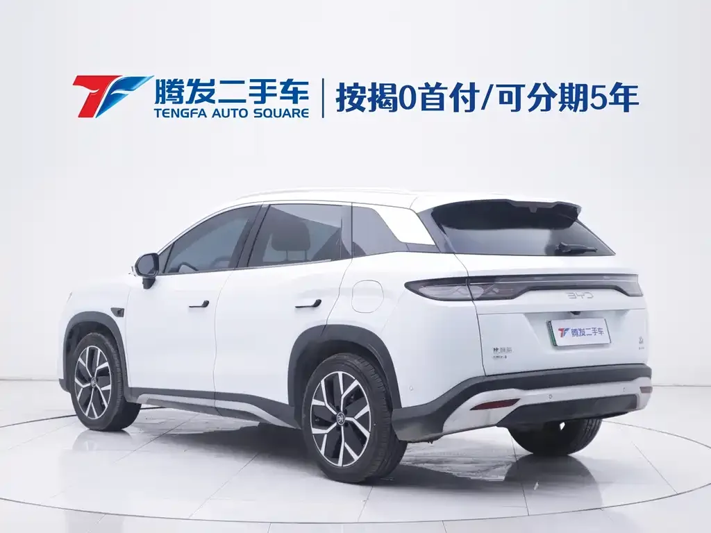 BYD L DM-i — фото 2