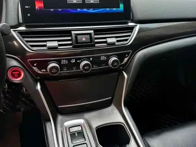 Honda Accord — фото 2