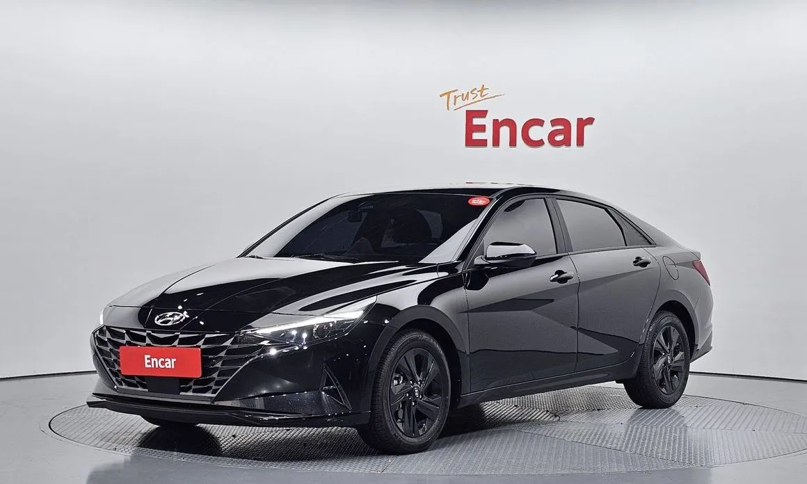 Hyundai AVANTE 2023 из KR, фото 1