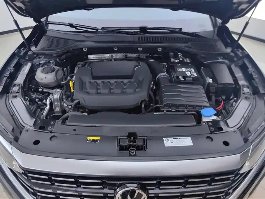 Volkswagen Passat — фото 8