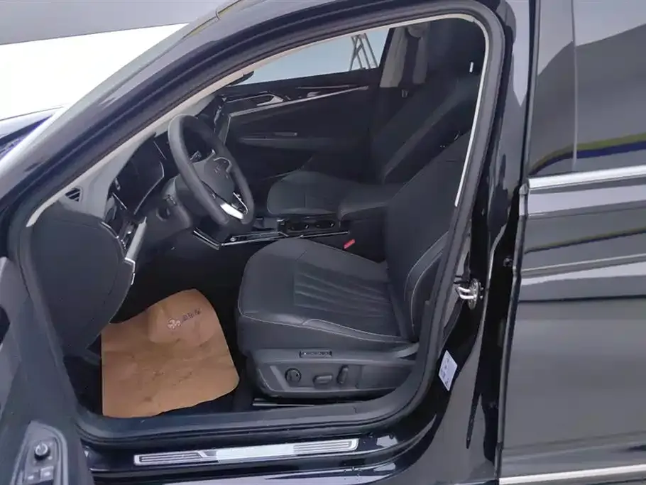 Volkswagen Passat — фото 3