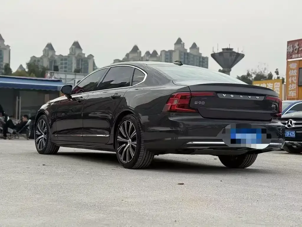 Volvo S90 — фото 7