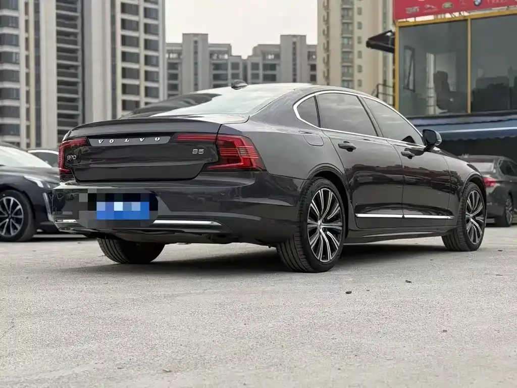 Volvo S90 — фото 8