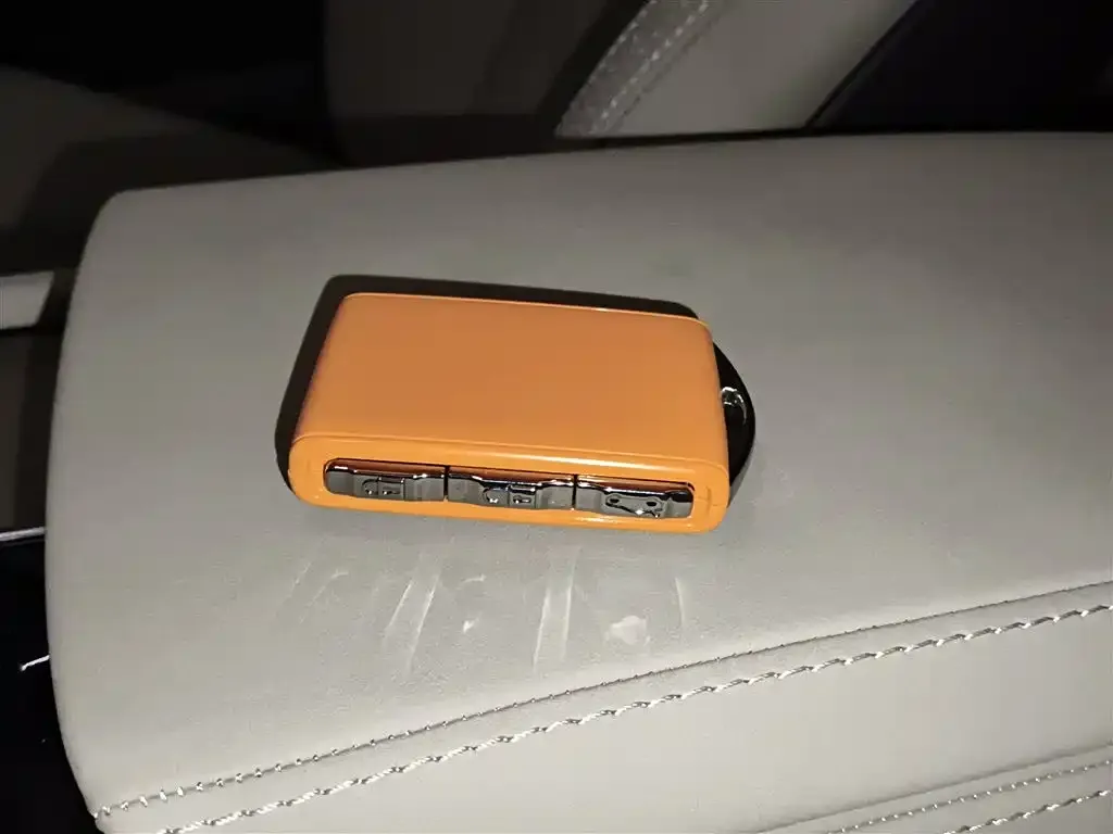 Volvo XC90 PHEV 2026 из CN, фото 6