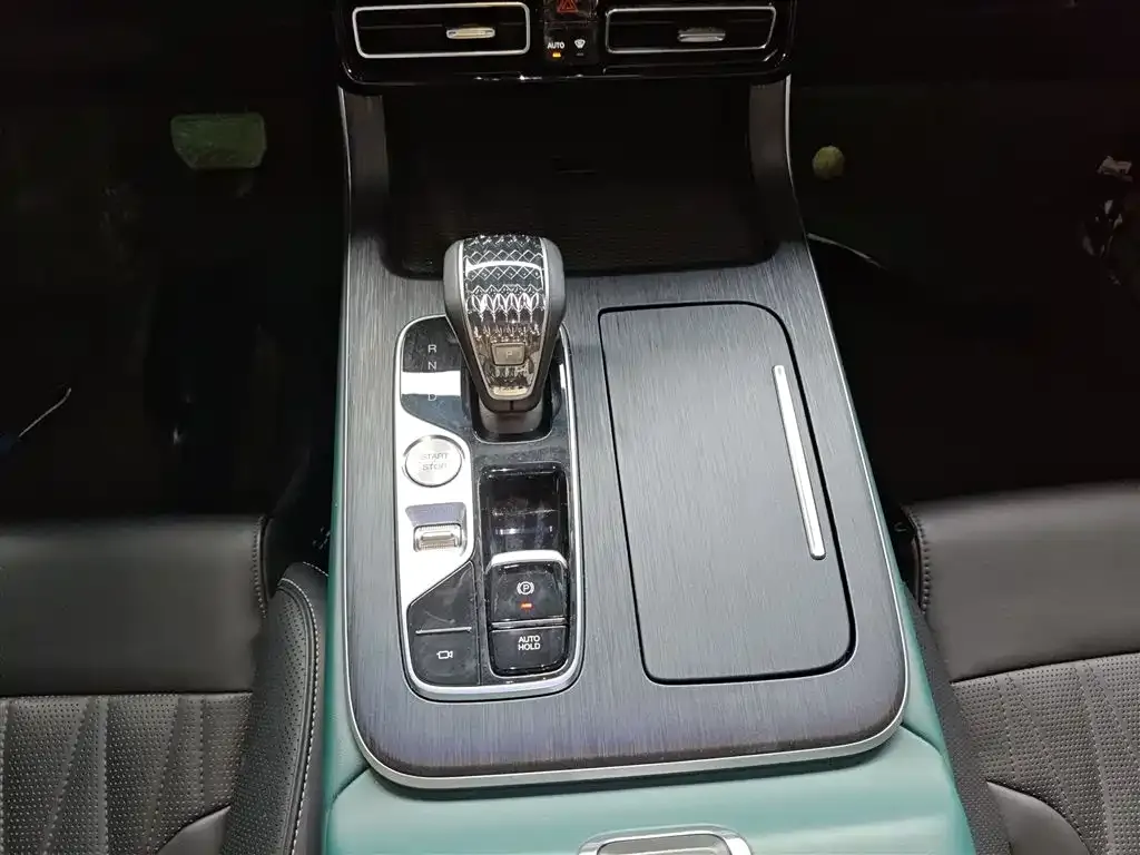 GAC Motor Trumpchi GS8 — фото 10