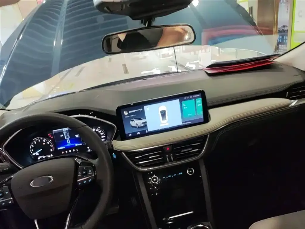 Ford Escape 2024 из CN, фото 3