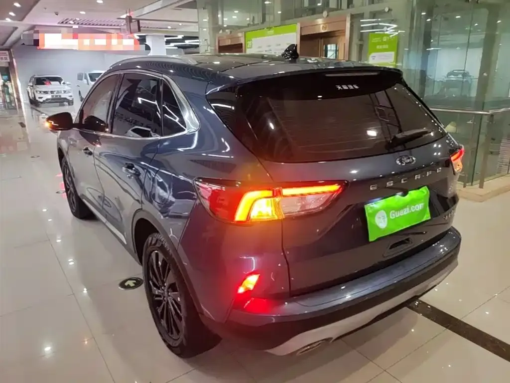Ford Escape 2024 из CN, фото 4