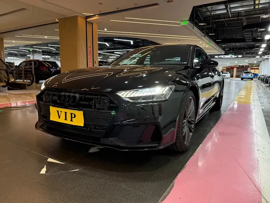Audi A7L