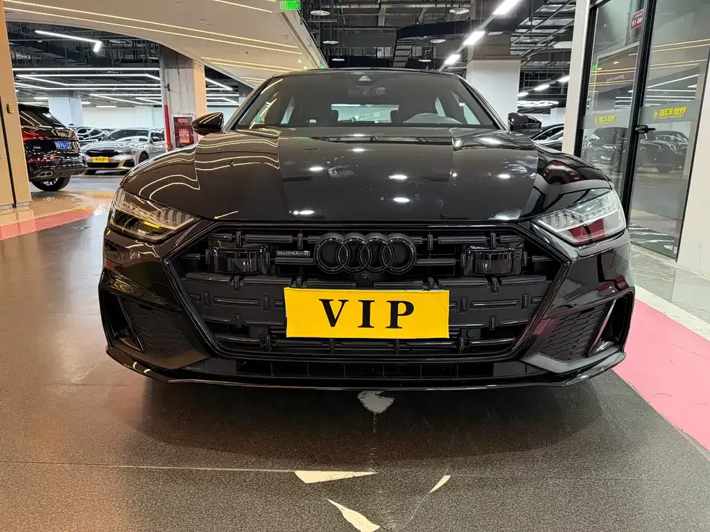 Audi A7L 2023 из CN, фото 8