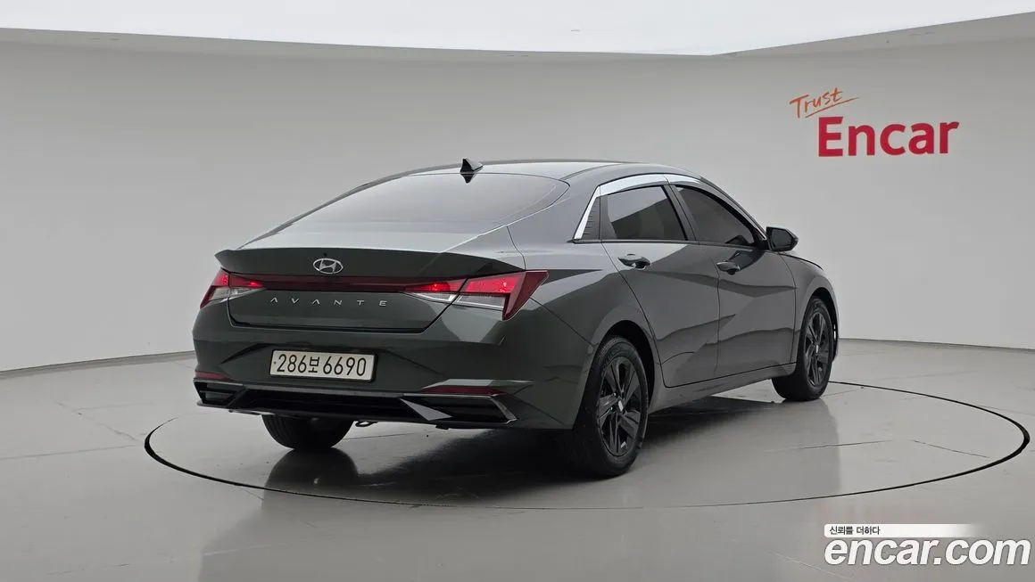 Hyundai AVANTE — фото 5
