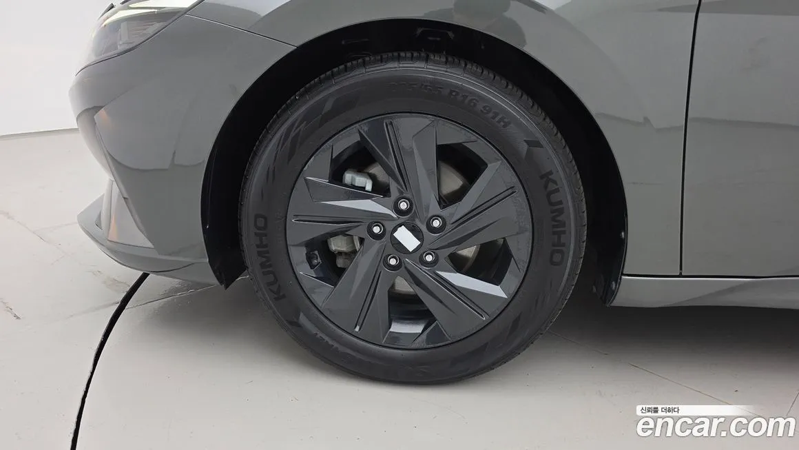 Hyundai AVANTE — фото 6