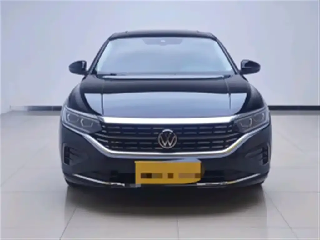 Volkswagen Passat — фото 9