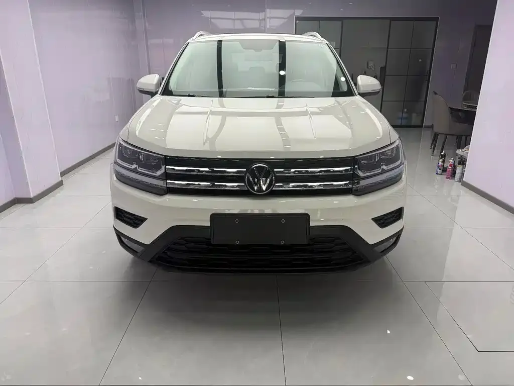 Volkswagen Tharu — фото 3