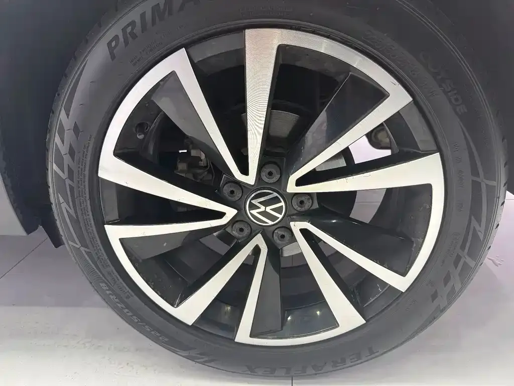Volkswagen Tharu — фото 8