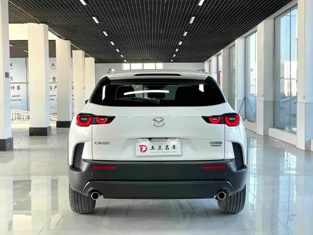 Mazda CX-50 2023 из CN, фото 3
