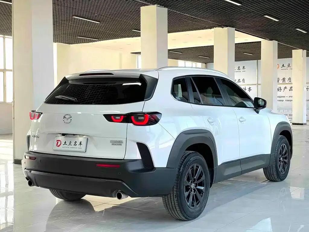 Mazda CX-50 2023 из CN, фото 5