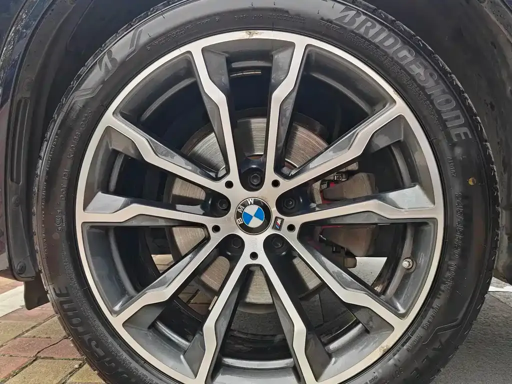 BMW X3 — фото 9