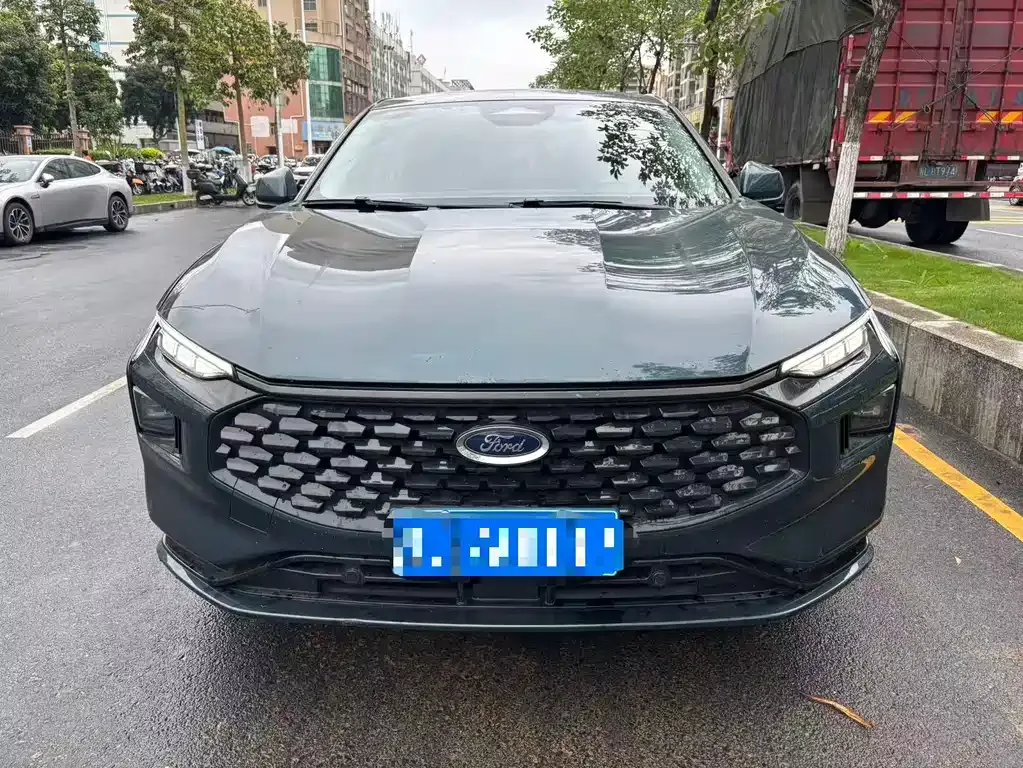 Ford Mondeo 2023 из CN, фото 5