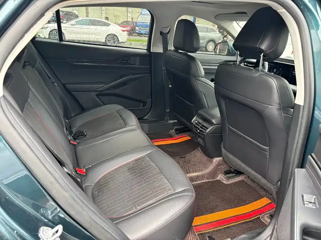 Ford Mondeo 2023 из CN, фото 6