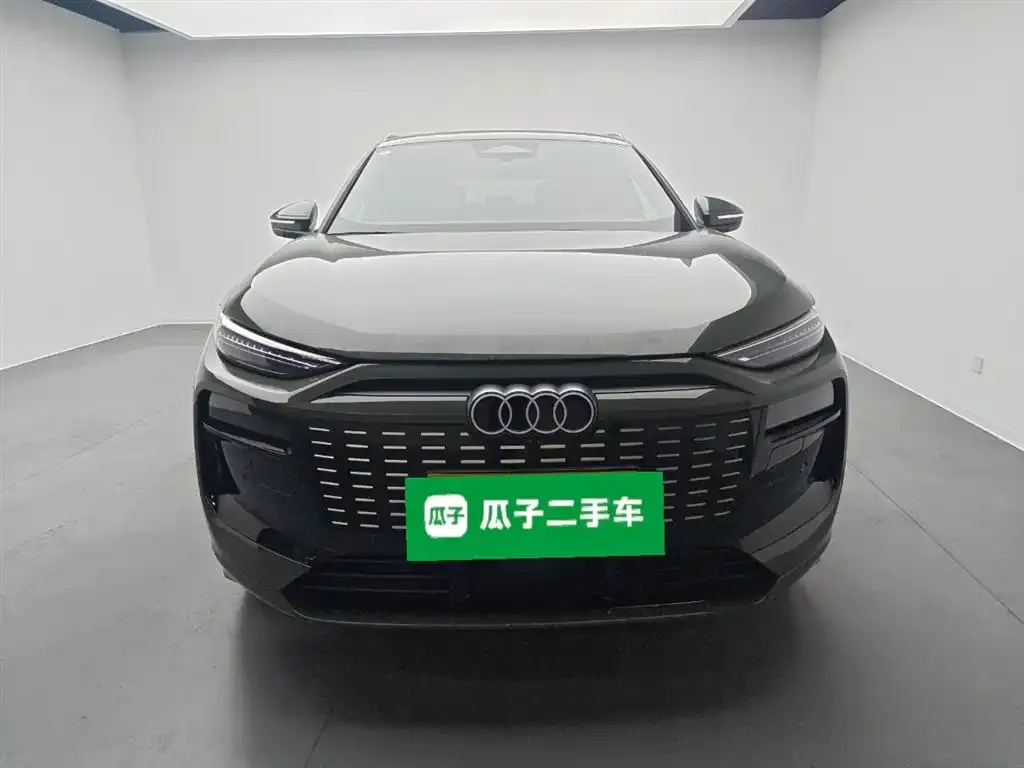 Audi Q6L e-tron — фото 7