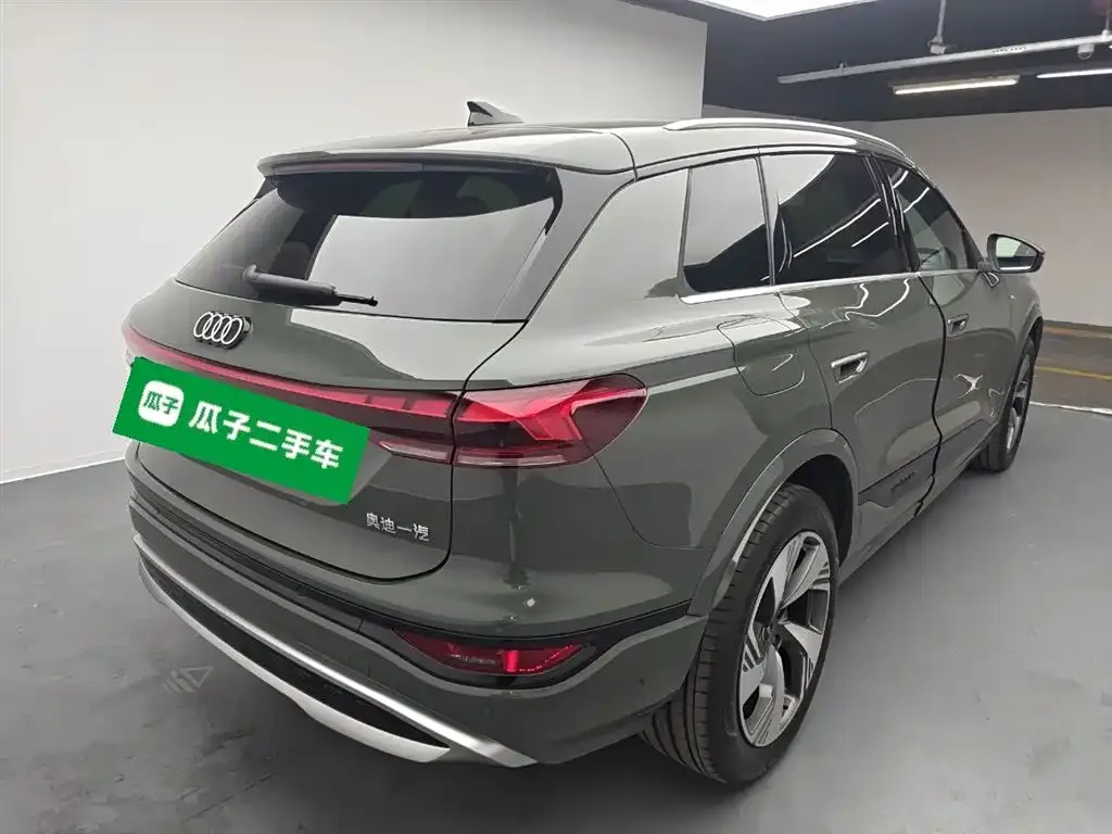 Audi Q6L e-tron — фото 5