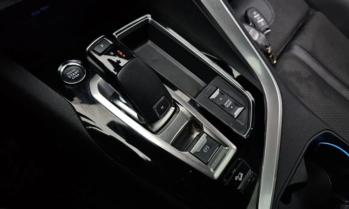 Peugeot 3008 2022 из KR, фото 9