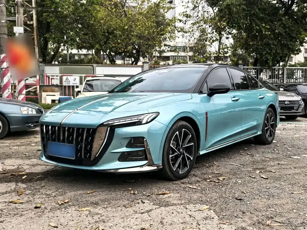 Hongqi H6 — фото 1