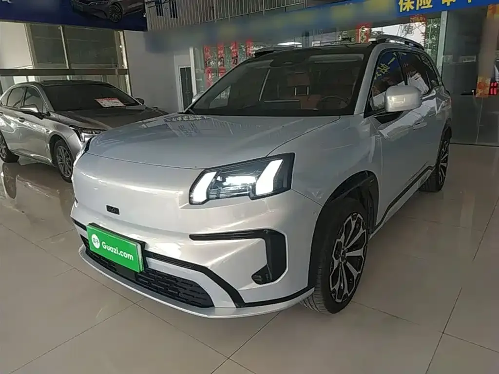 Aion V