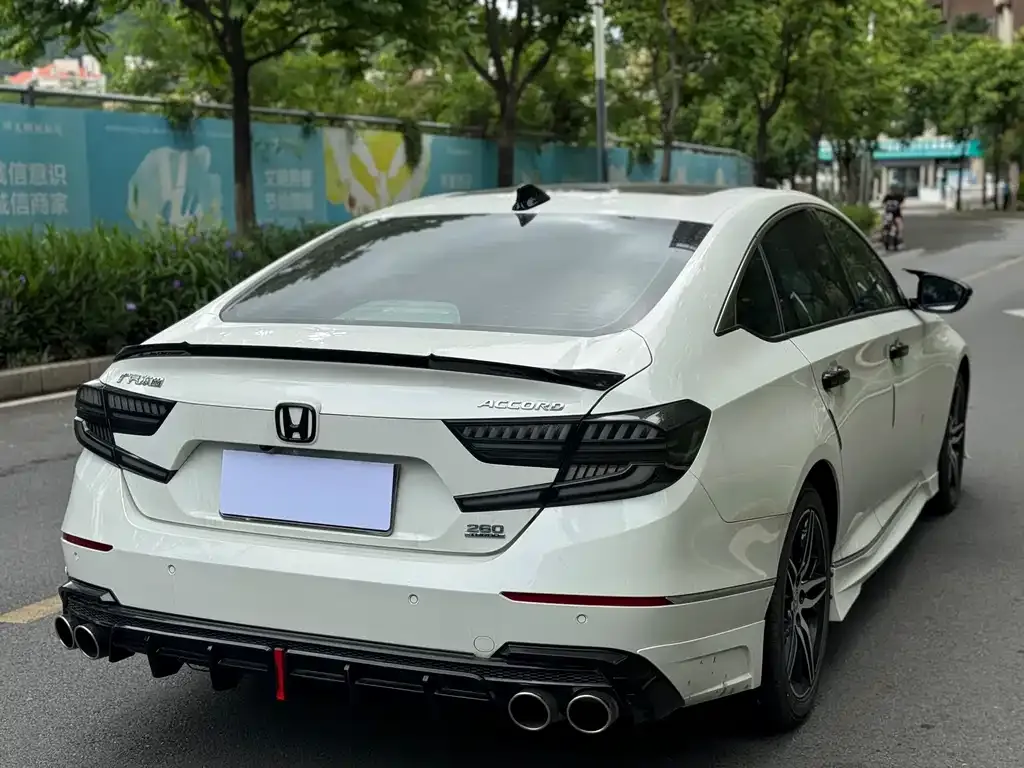 Honda Accord — фото 4