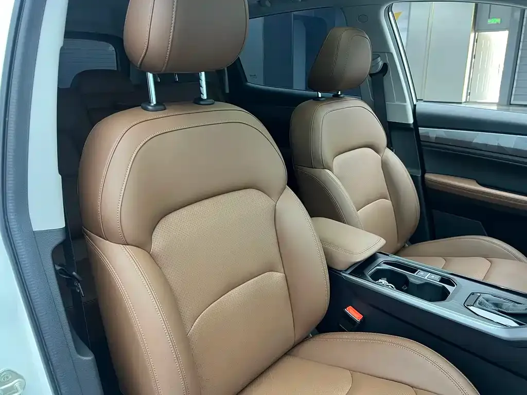 Geely Vision X6 — фото 10